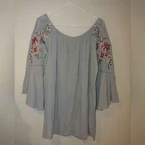 Umgee Grey Floral Embroidered Blouse, Size Small